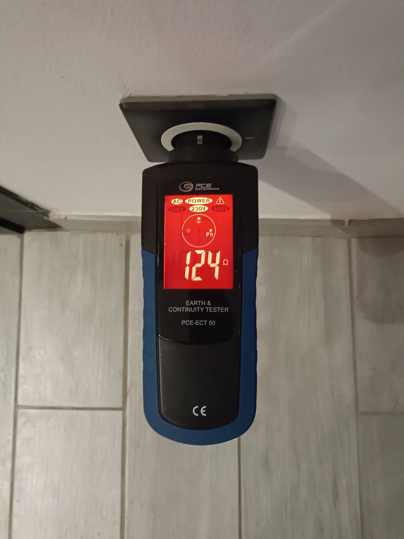 Appareil de mesure utilisé pour un contrôle électrique